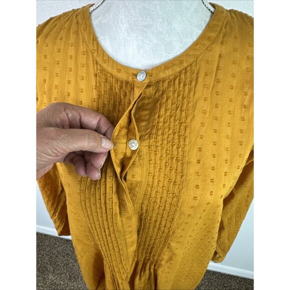 J Jill Women's M Button Popovr Tunic Blouse Gold Swiss Dot Pleated EUC - Picture 7 of 12